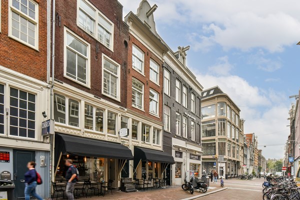 Onder bod: Kerkstraat 46A, 1017 GM Amsterdam